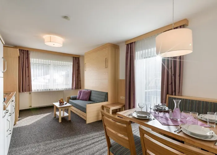 Ξενοδοχείο με διαμερίσματα Gaestehaus Roland