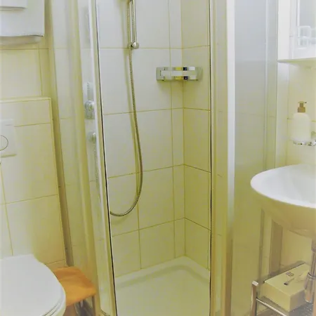 Aparthotel Gaestehaus Roland