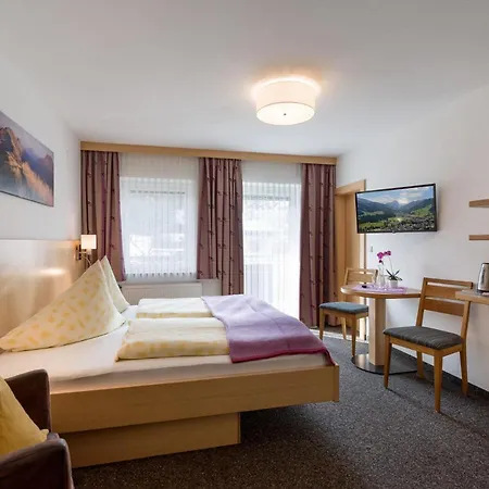 Gaestehaus Roland Apart-hotel Kirchberg in Tirol